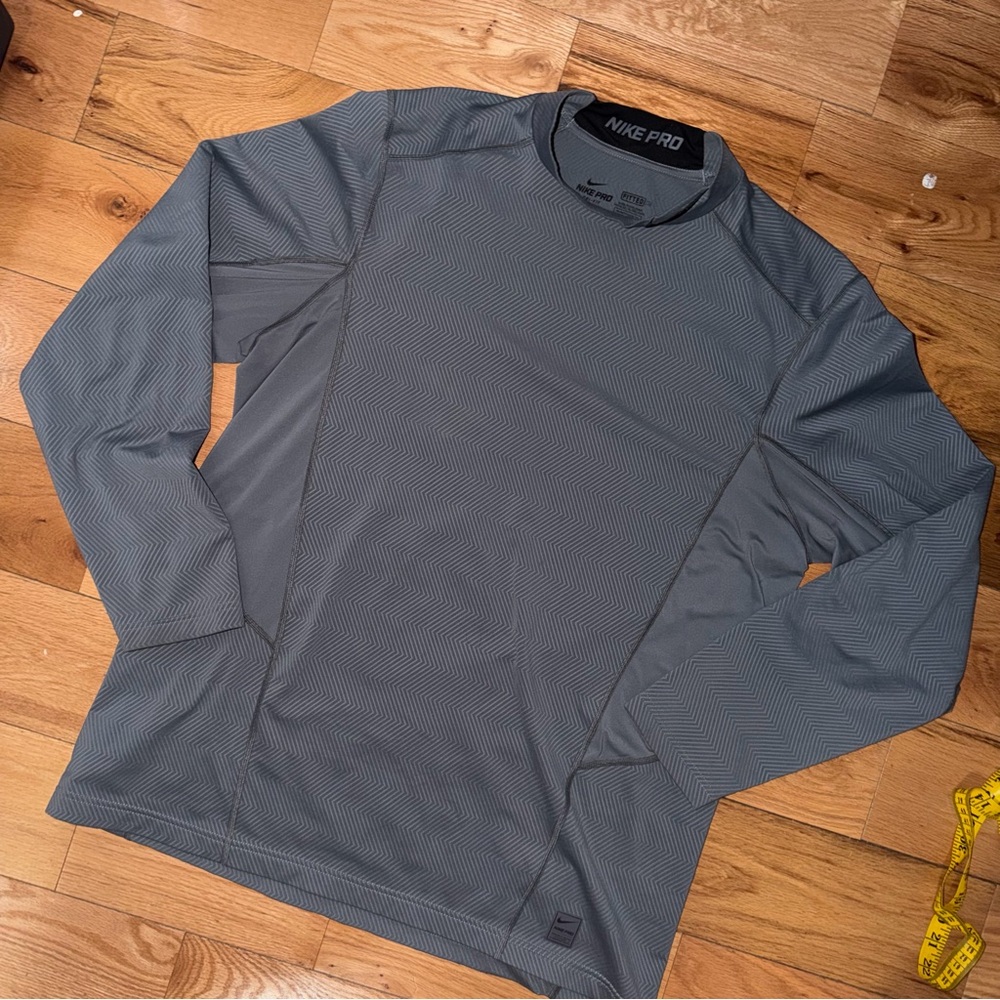 Nike Pro |  Men's Long Sleeve Shirt in Gray size XXL